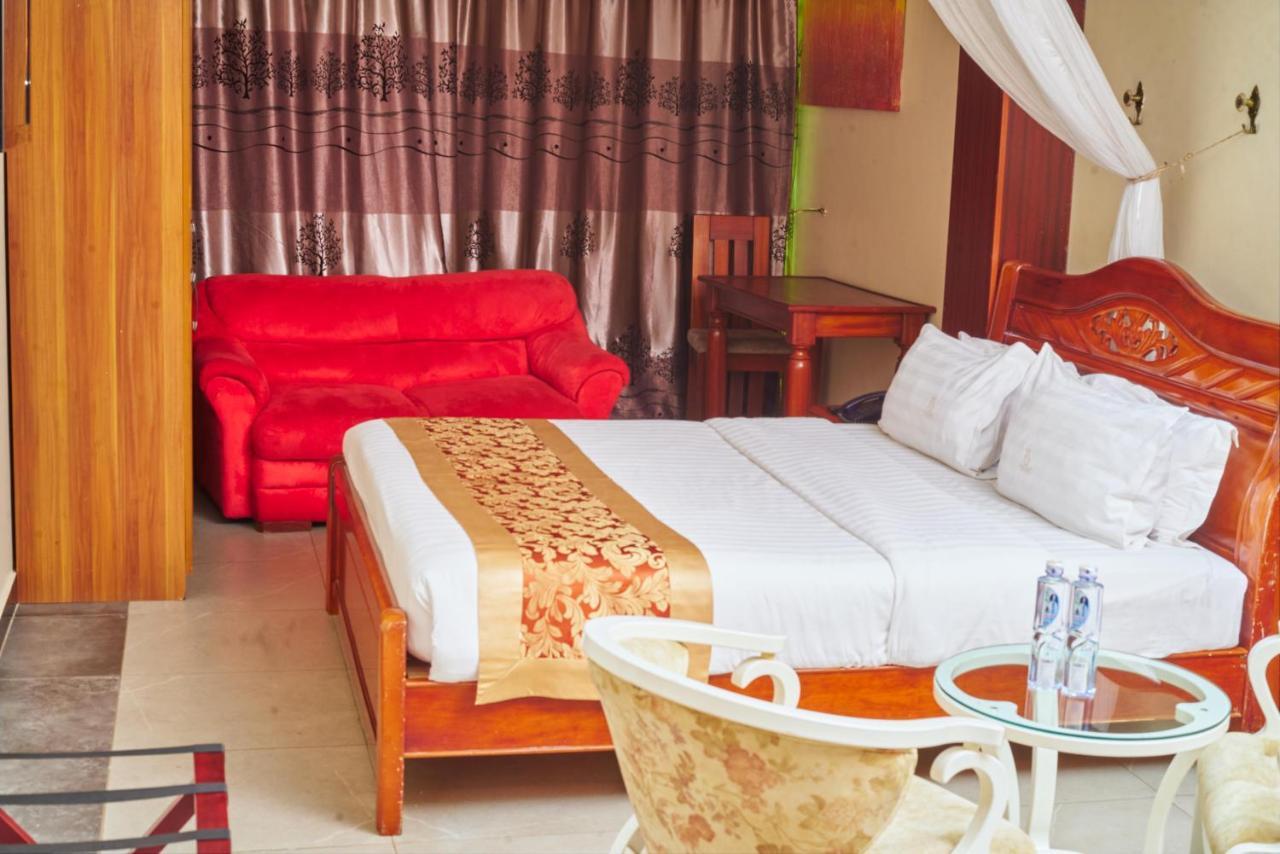 La Grande Hotel Kampala Luaran gambar