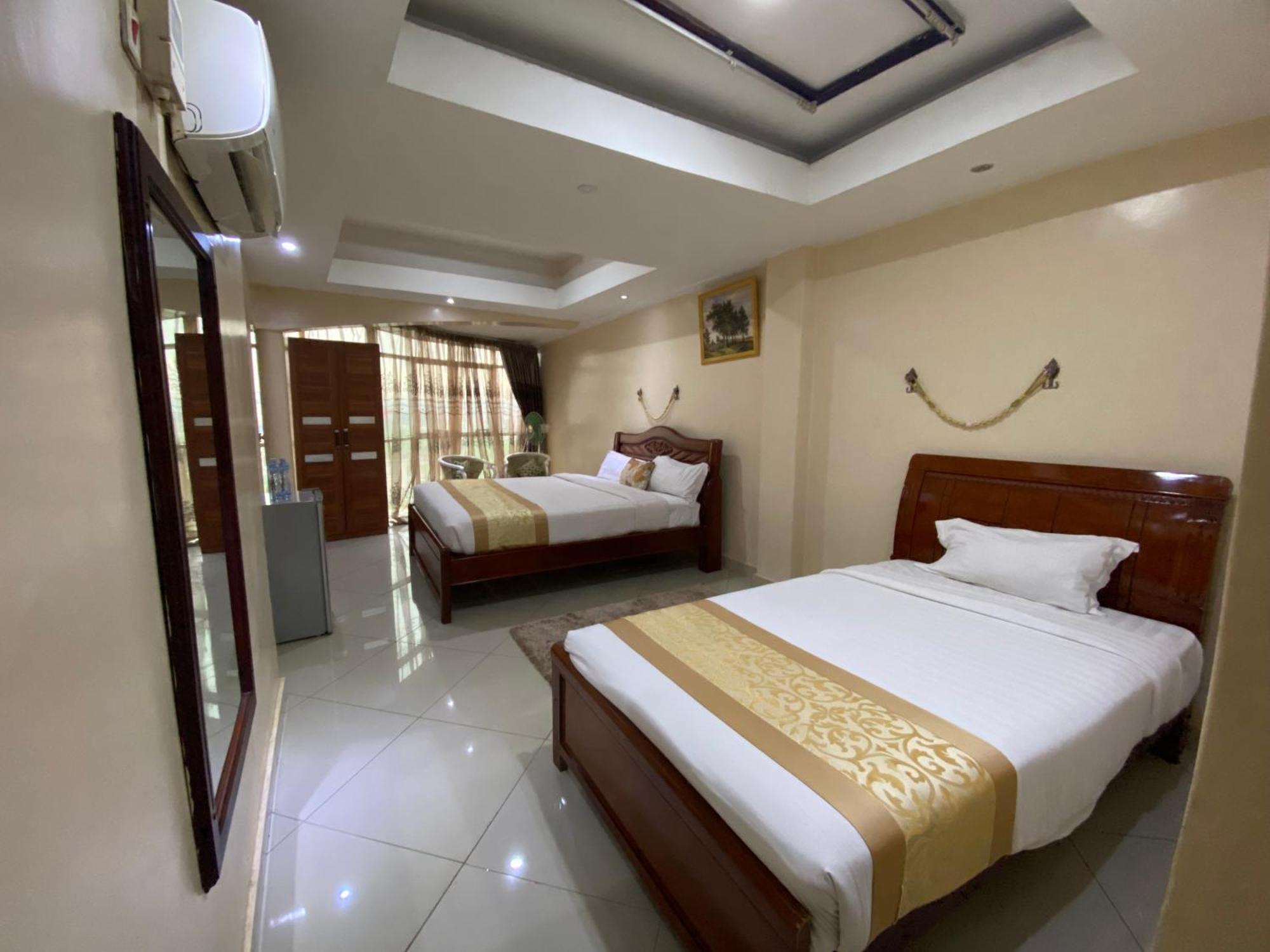 La Grande Hotel Kampala Luaran gambar