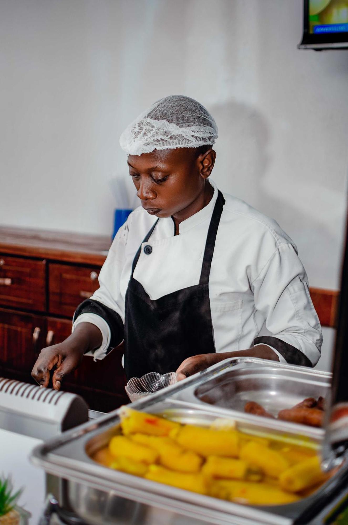 La Grande Hotel Kampala Luaran gambar