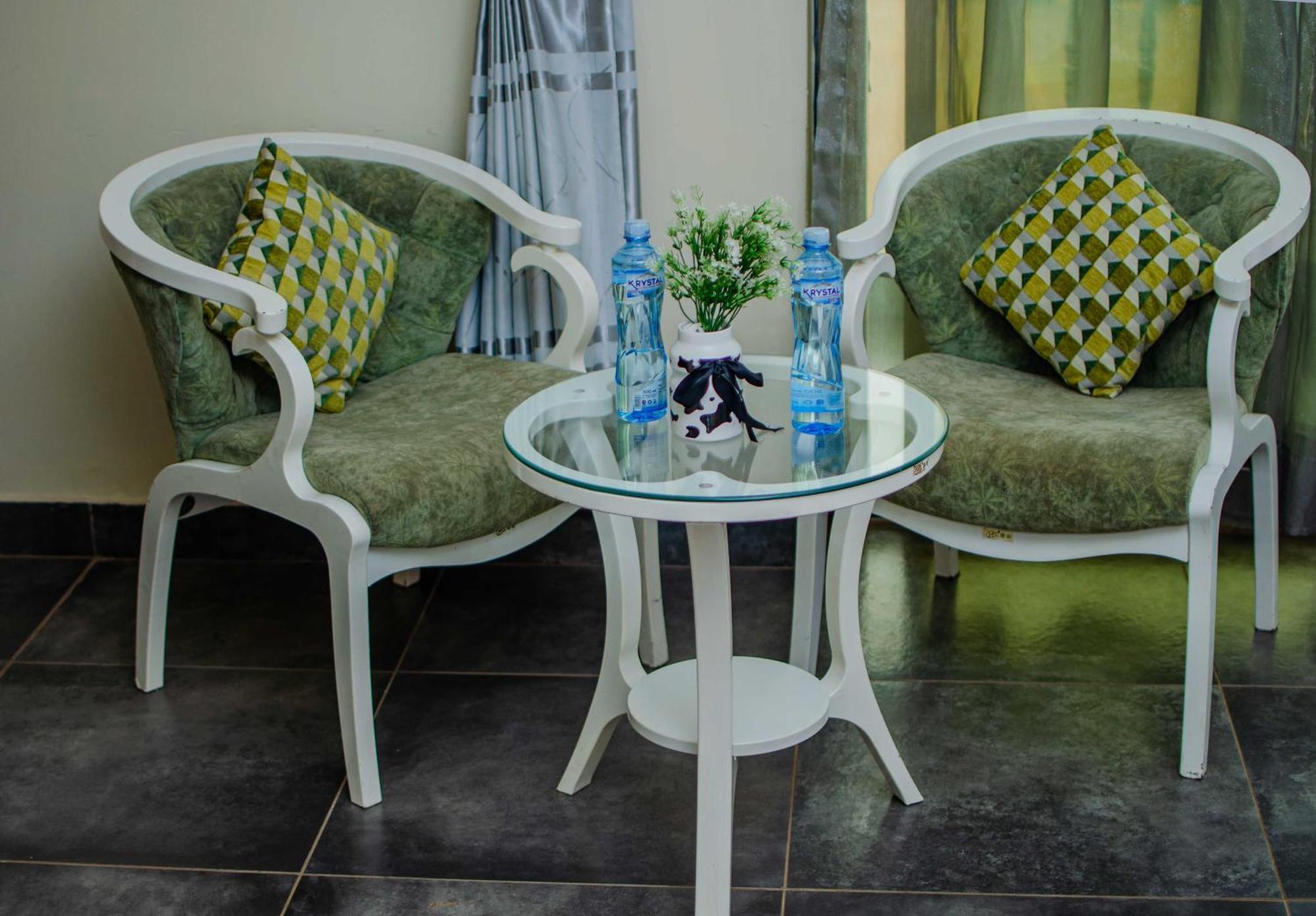 La Grande Hotel Kampala Luaran gambar